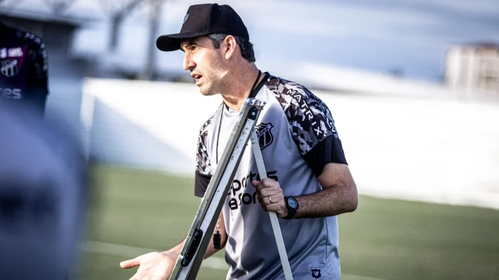 Léo Condé, treinador do Ceará