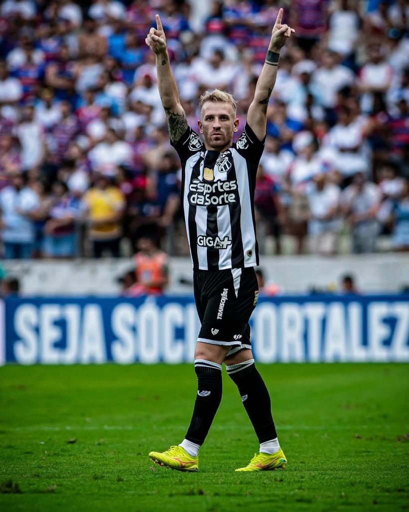 Pedro Henrique, atacante do Ceará / Clássico-Rei