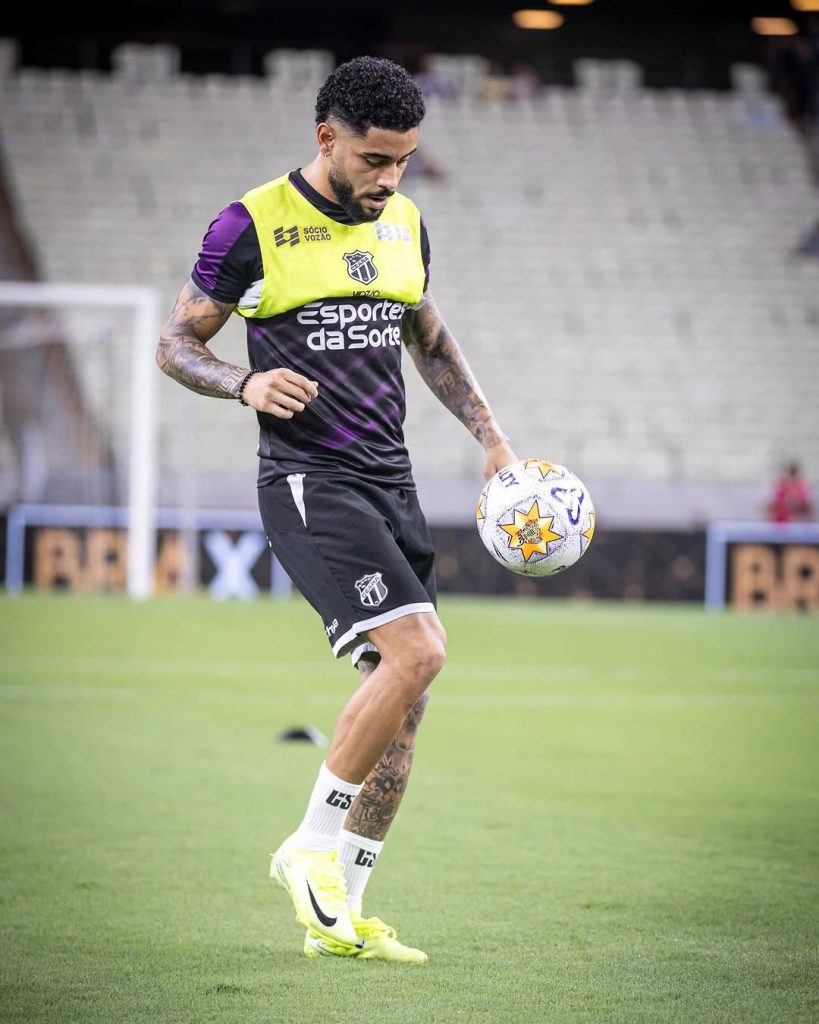 Matheus Bahia, lateral do Ceará