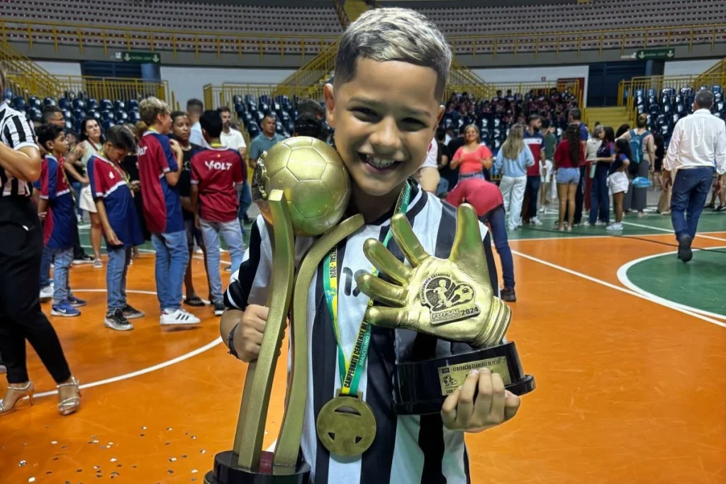Heitor de Lima Braga, o goleiro do Sub-09 do Ceará