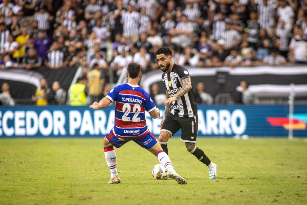 Matheus Bahia, lateral do Ceará