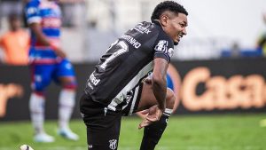 Fernandinho, atacante do Ceará / Clássico-Rei