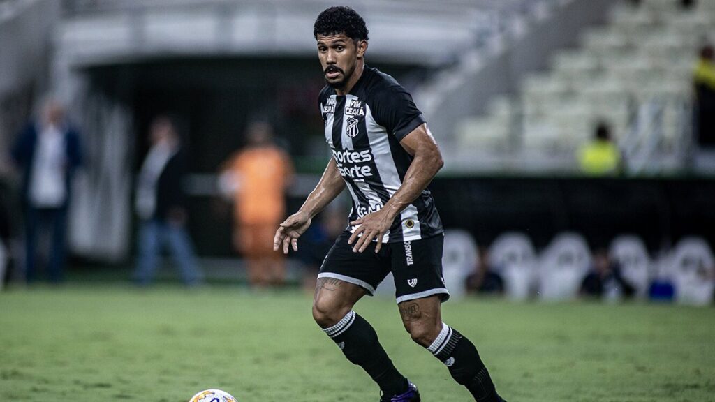 Fernando Sobral, volante do Ceará