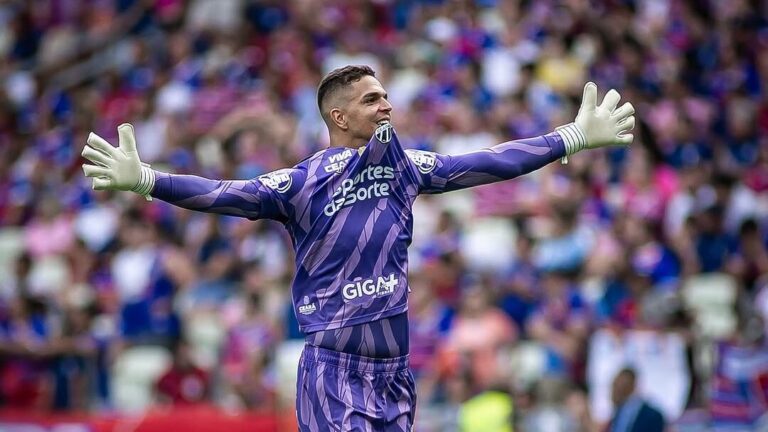 Bruno Ferreira, goleiro do Ceará / Clássico-Rei