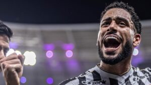 Matheus Bahia, lateral-esquerdo do Ceará